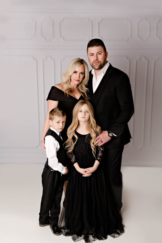 Patterson Family Portrait | Warner Photography